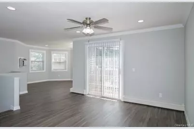 55 Fifth Avenue #01, Bay Shore, NY 11706 - Photo 4