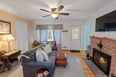 33 Oleander Drive, Northport, NY 11768 - Photo 12