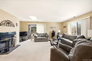 9 Country Pl, Mohegan Lake, NY 10547 - Photo 12