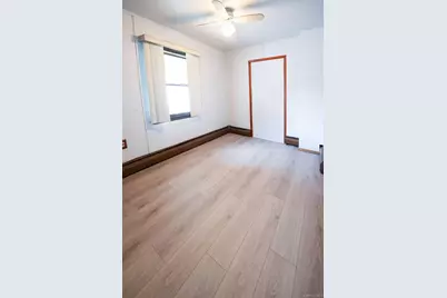 32 Needle Lane, Levittown, NY 11756 - Photo 8