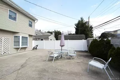 32 Needle Lane, Levittown, NY 11756 - Photo 18