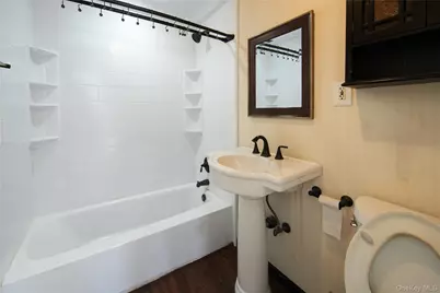 32 Needle Lane, Levittown, NY 11756 - Photo 14