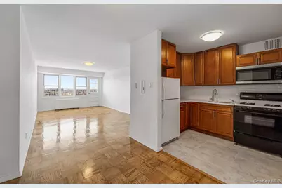 1401 Ocean Avenue #12B, Brooklyn, NY 11230 - Photo 6