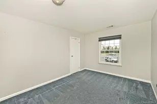 171 Fairview Cir, Middle Island, NY 11953 - Photo 6