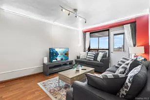 61-25 98th St, Rego Park, NY 11374 - Photo 2