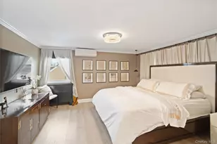 2552 Woodland Ave, Wantagh, NY 11793 - Photo 16