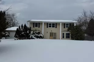 5 Bernice Ct, Coram, NY 11727 - Photo 6