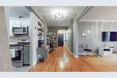 118-11 84th Avenue #301, Kew Gardens, NY 11415 - Photo 8