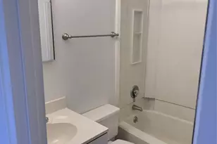 86 McLoughlin St, Glen Cove, NY 11542 - Photo 10