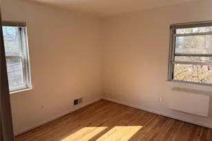 86 McLoughlin St, Glen Cove, NY 11542 - Photo 12