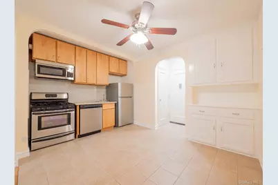 64-85 Saunders Street #A9, Rego Park, NY 11375 - Photo 8