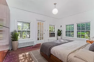 12 Silver Lake Rd, New York, NY 10301 - Photo 4