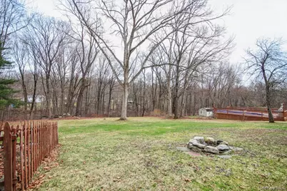 322 Lakeview Street, Mahopac, NY 10541 - Photo 36