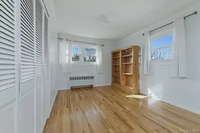 308 Moore Avenue, Oceanside, NY 11572 - Photo 8