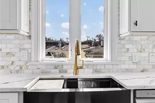 7 Victoria Ln, Yonkers, NY 10701 - Photo 46