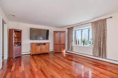 7 Bittersweet Dr, Danbury, Call Listing Agent, CT 06811 - Photo 6