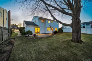 3147 Denton Dr, Merrick, NY 11566 - Photo 2