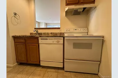 1870 Baldwin Road #24, Yorktown Heights, NY 10598 - Photo 4