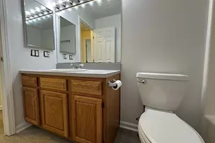 1870 Baldwin Rd, Yorktown Heights, NY 10598 - Photo 8