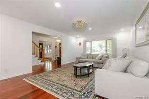 43 Elm St, Great Neck, NY 11021 - Photo 4