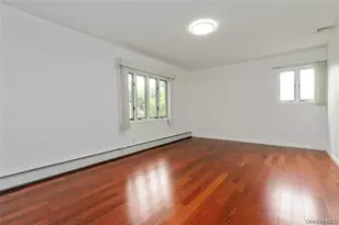 43 Elm St, Great Neck, NY 11021 - Photo 18