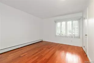 43 Elm St, Great Neck, NY 11021 - Photo 22