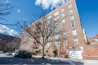 1332 Metropolitan Avenue #4K, Bronx, NY 10462 - Photo 1