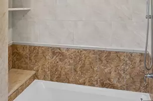 256 Royal Ave, Mineola, NY 11501 - Photo 12