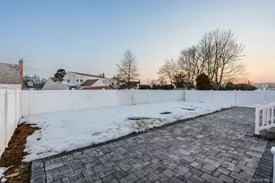 3860 Hudson Avenue, Seaford, NY 11783 - Photo 42