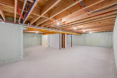 3860 Hudson Avenue, Seaford, NY 11783 - Photo 40