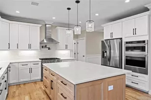 3860 Hudson Ave, Seaford, NY 11783 - Photo 10