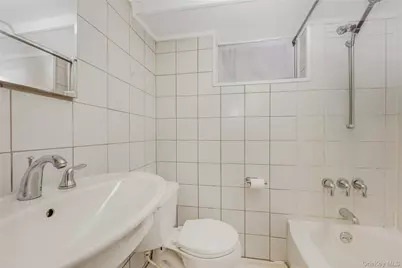 204 Franklin Avenue, Malverne, NY 11565 - Photo 34