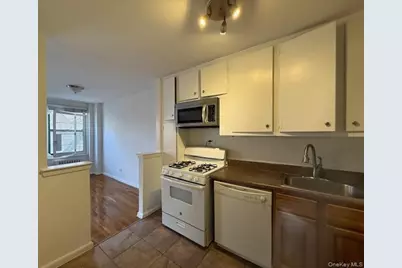 108-50 62nd Drive #2N, Forest Hills, NY 11375 - Photo 4