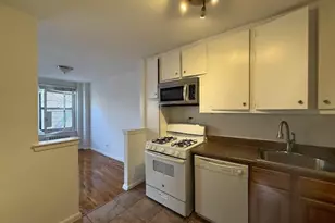 108-50 62nd Dr, Forest Hills, NY 11375 - Photo 4