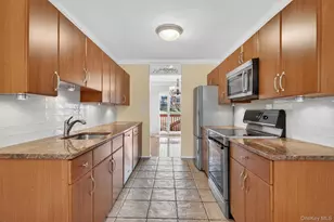 155 Club Ct, Ossining, NY 10562 - Photo 8