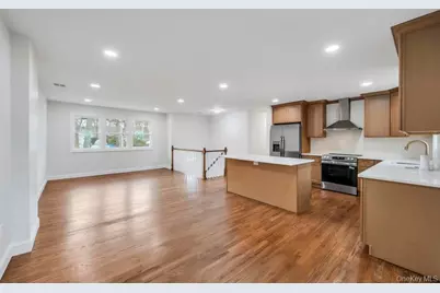 339 Avenue B, Ronkonkoma, NY 11779 - Photo 14