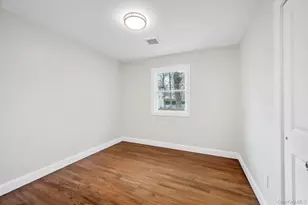 339 Avenue B, Ronkonkoma, NY 11779 - Photo 18