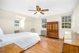 16 Margaret Blvd, Merrick, NY 11566 - Photo 14