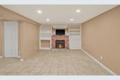 12 Virginia Street, Centereach, NY 11720 - Photo 16