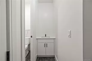 13 Warren Ct, Monsey, NY 10952 - Photo 18