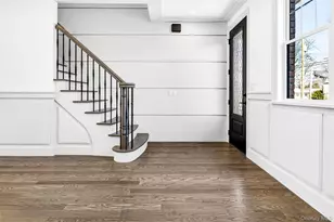 7 Victoria Ln, Yonkers, NY 10701 - Photo 2