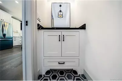 7 Victoria Lane #B, Yonkers, NY 10701 - Photo 10