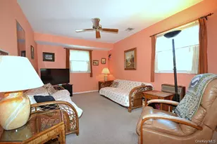 348 Town Line Rd, Commack, NY 11725 - Photo 10