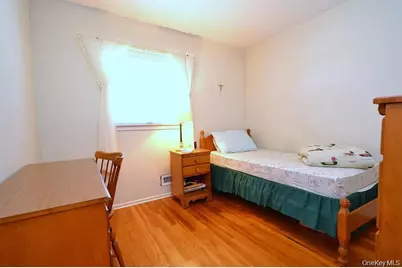 348 Town Line Road, Commack, NY 11725 - Photo 14