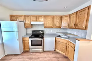 1870 Baldwin Rd, Yorktown Heights, NY 10598 - Photo 2