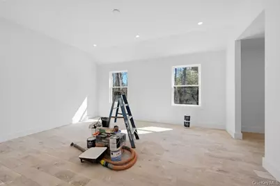 1 Lotto Court, Lake Grove, NY 11755 - Photo 18