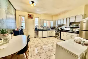 2277 E 28th St, Brooklyn, NY 11229 - Photo 4