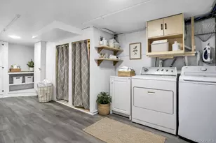 11 Broadway, Ronkonkoma, NY 11779 - Photo 24