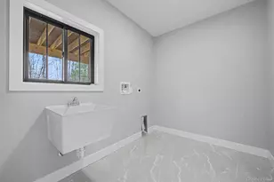 93 York Road S, Bloomingburg, NY 12721 - Photo 34