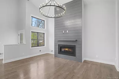 93 York Road S, Bloomingburg, NY 12721 - Photo 10
